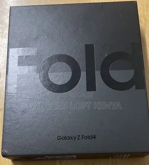 New Samsung Galaxy Z Fold4 256 GB Gold