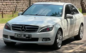 Mercedes-Benz C200 2010 White