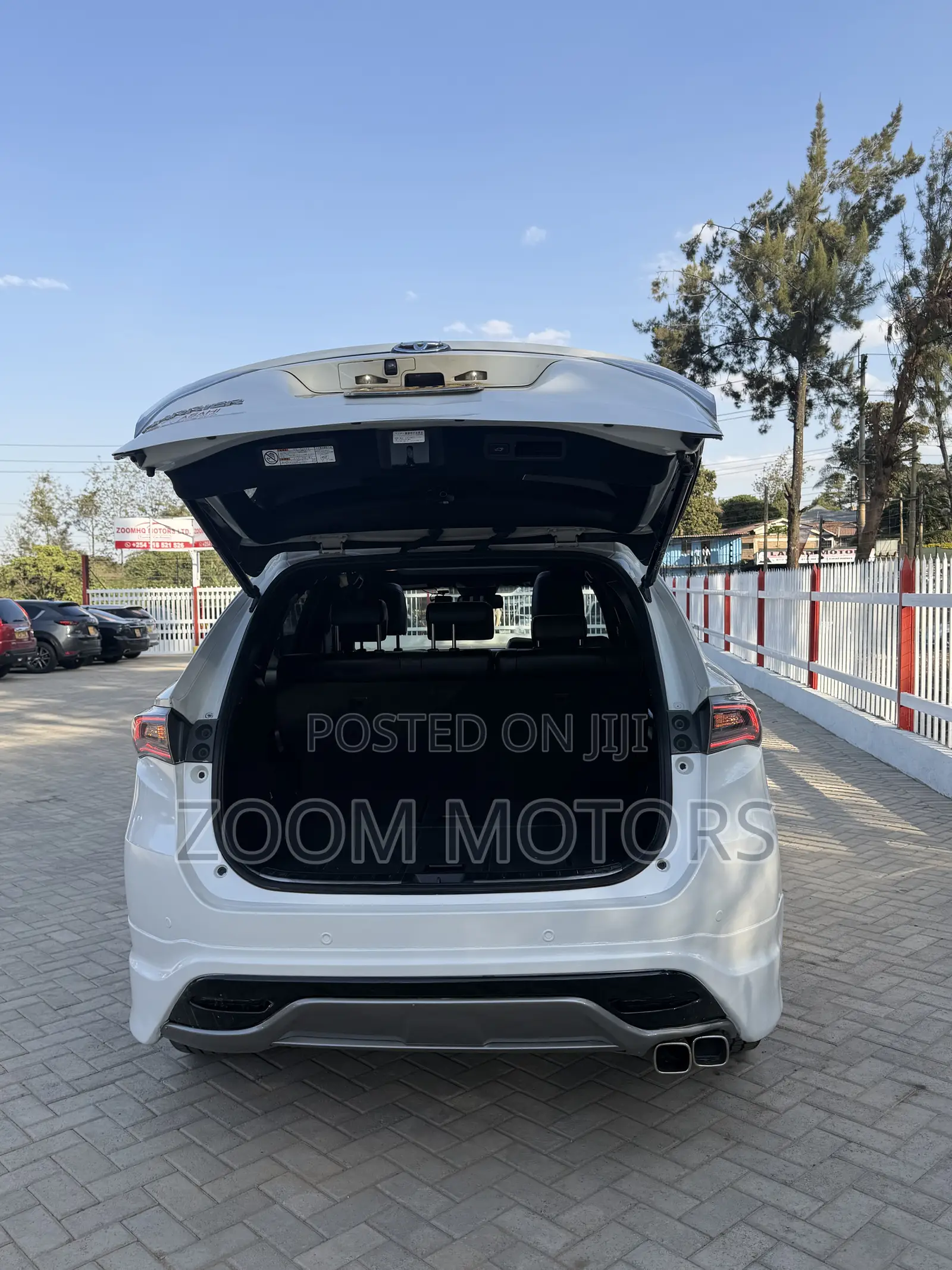 Toyota Harrier 2.0 2016 Pearl