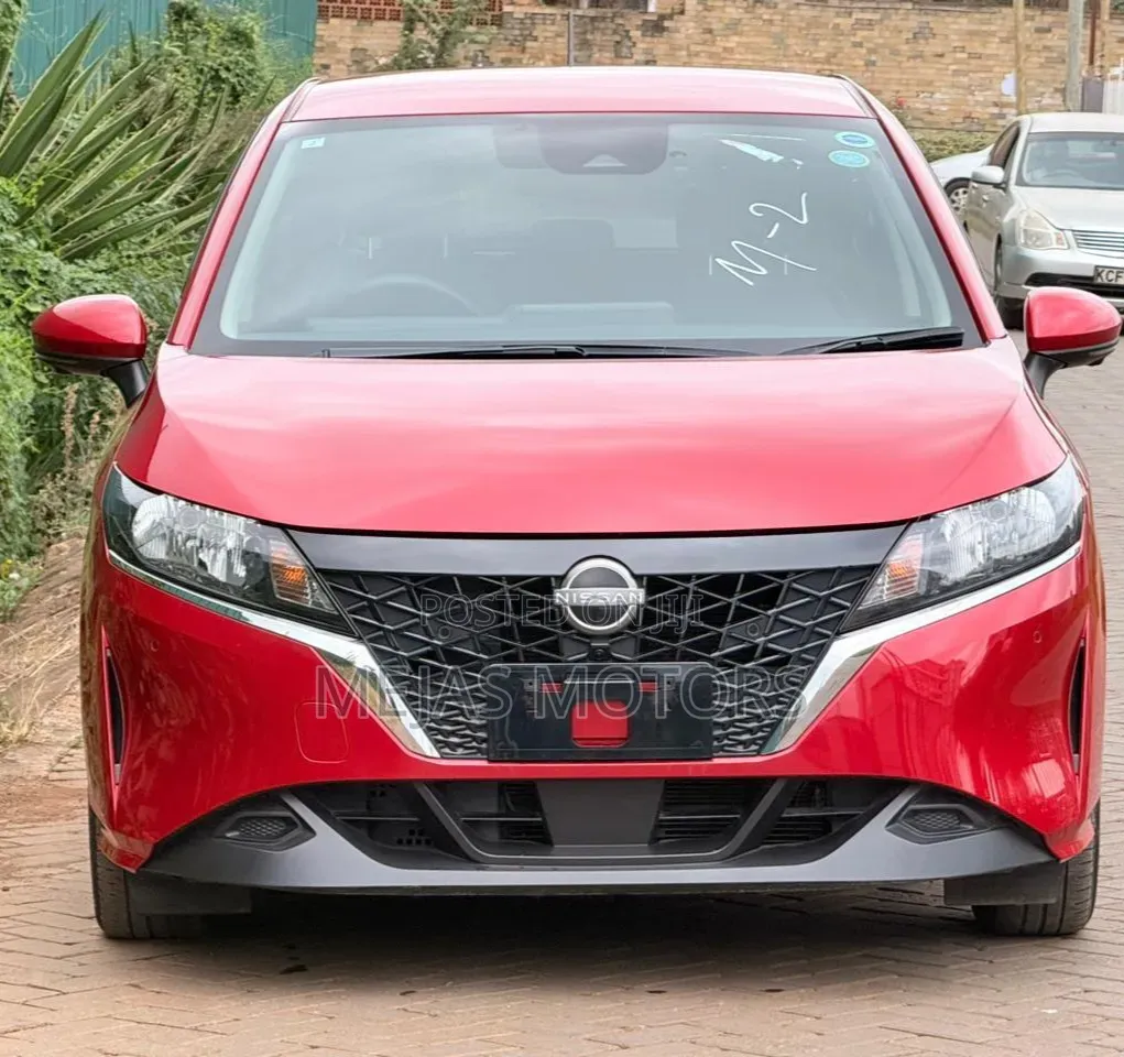 Nissan Note 1.2 Hybrid 2021 Red