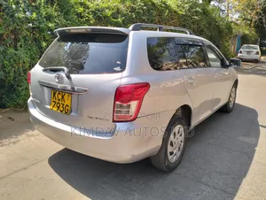 Toyota Corolla Fielder 2009 Silver