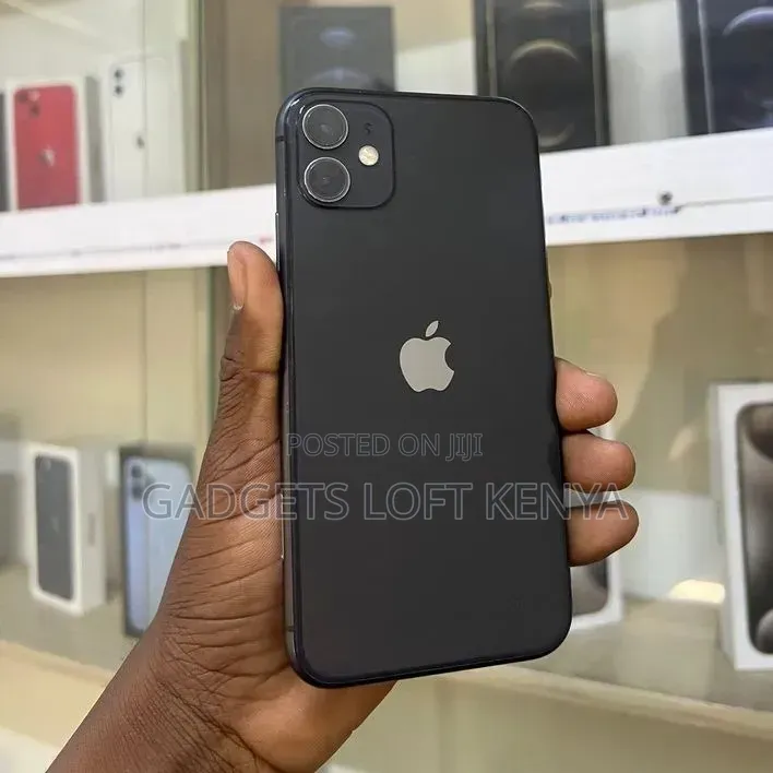 New Apple iPhone 11 128 GB Black