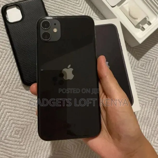 New Apple iPhone 11 128 GB Black