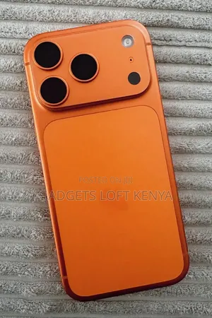 New Apple iPhone 17 Pro Max 256 GB Orange