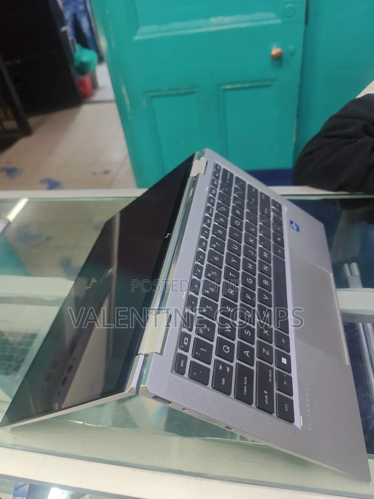 Laptop HP EliteBook 830 G8 16GB Intel Core i7 SSD 512GB