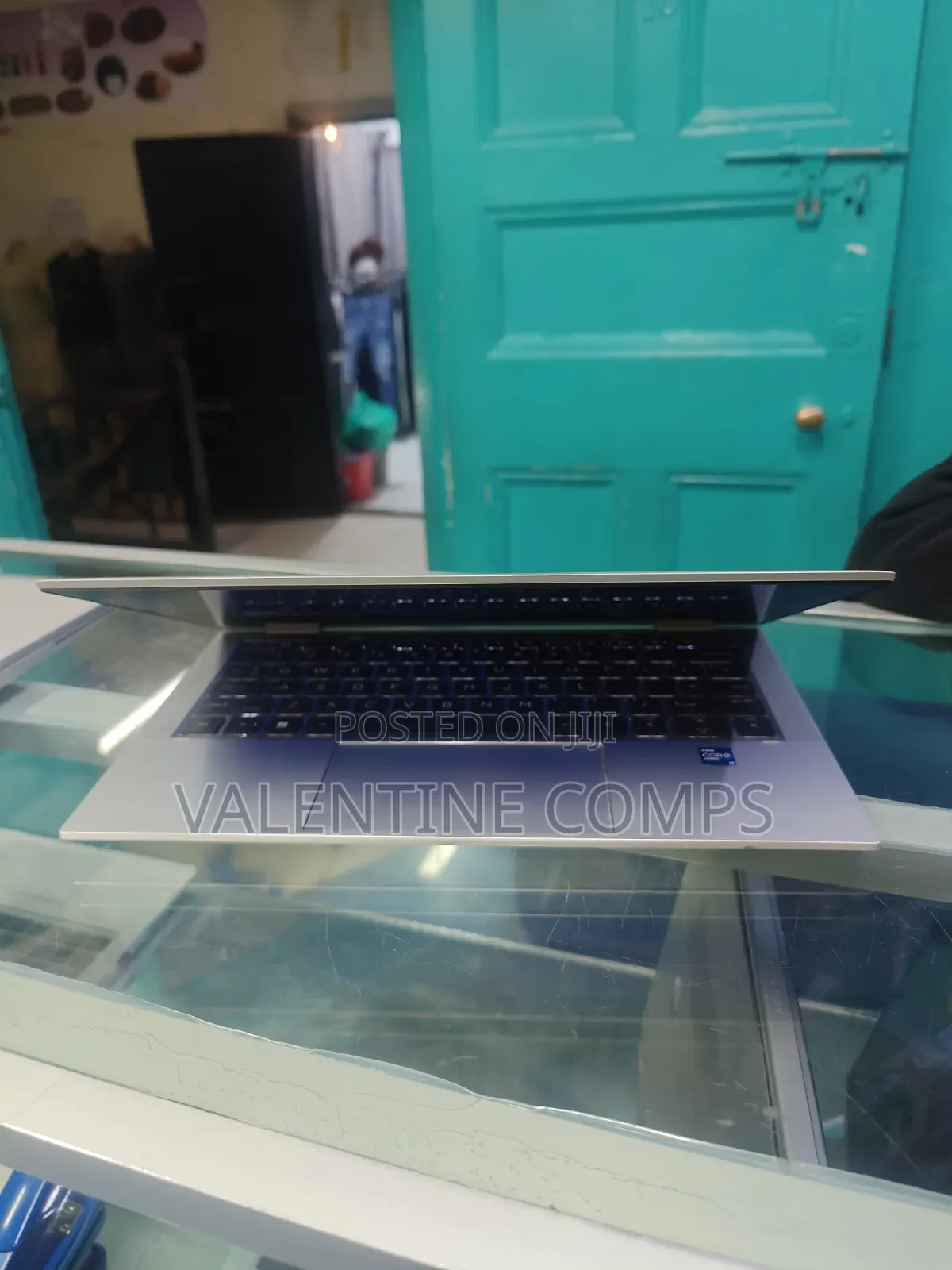 Laptop HP EliteBook 830 G8 16GB Intel Core i7 SSD 512GB
