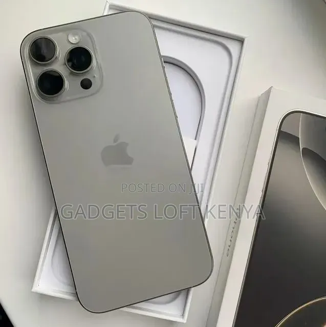 New Apple iPhone 16 Pro Max 256 GB