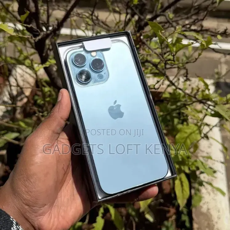 New Apple iPhone 13 Pro 256 GB Blue
