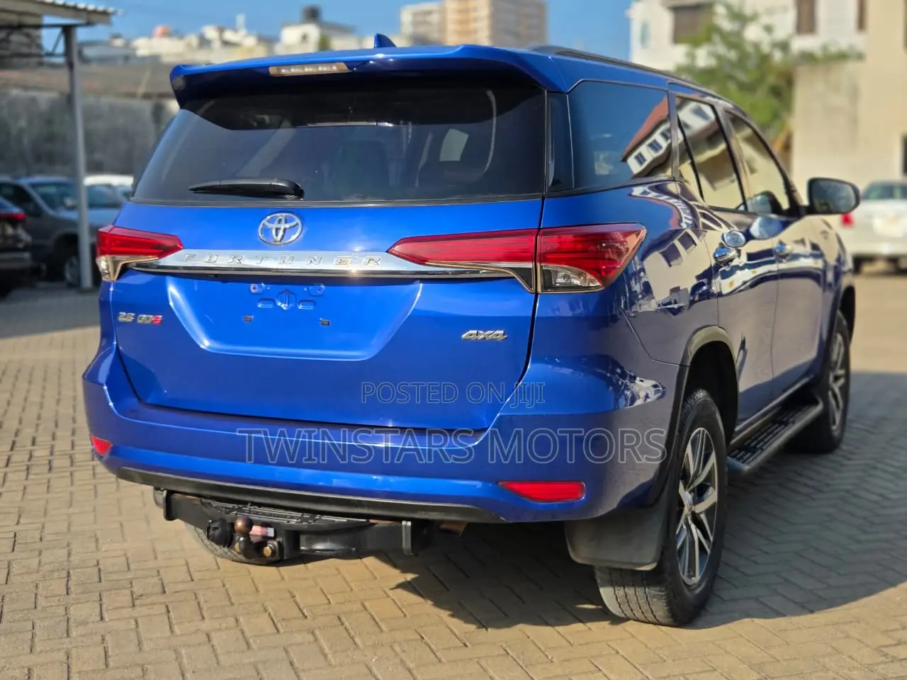 Toyota Fortuner 2.8 D AWD 2019 Blue