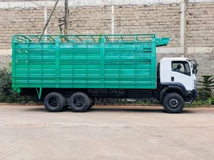 FVZ (Isuzu) Lorry