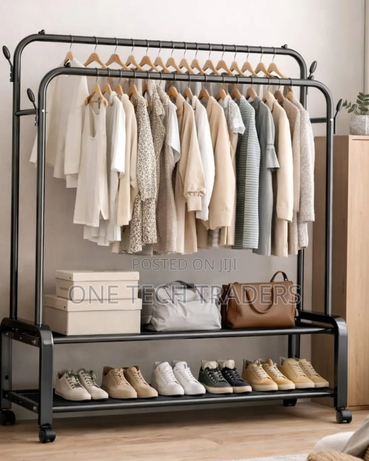 Heavy Duty Cloth  Rack With Wheels