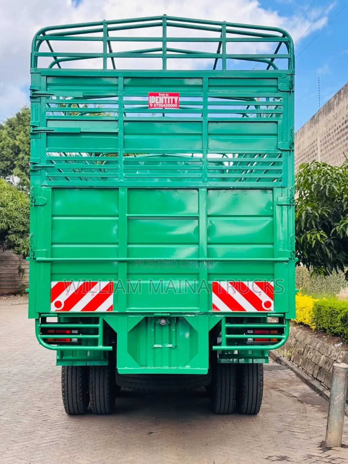 FVZ (Isuzu) Lorry