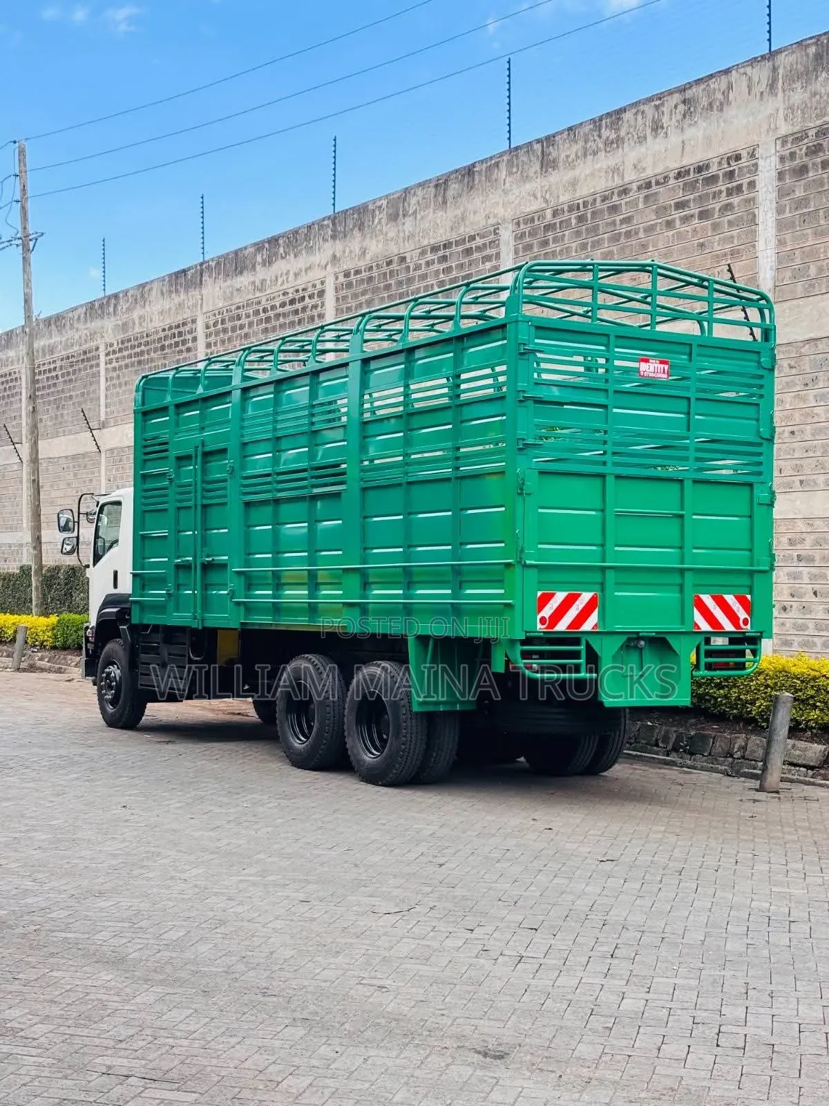 FVZ (Isuzu) Lorry