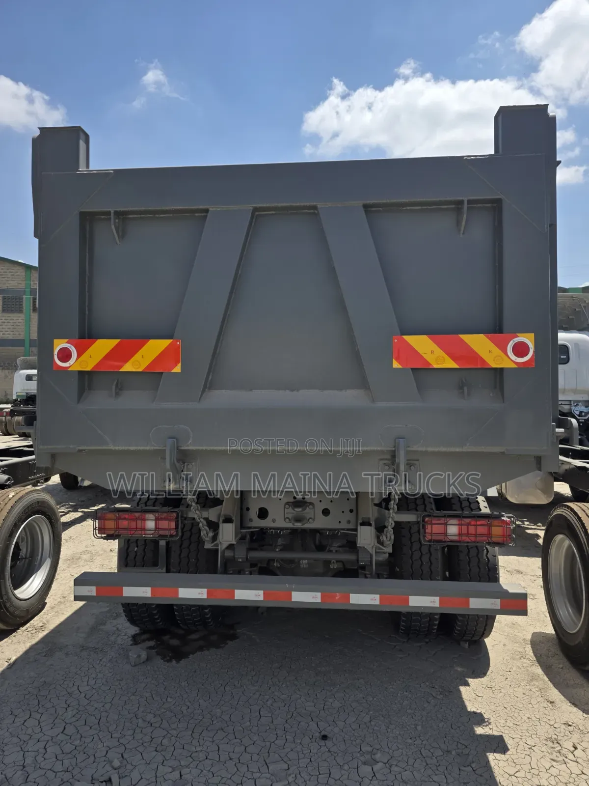 HOWO NX Tipper (Brand New)