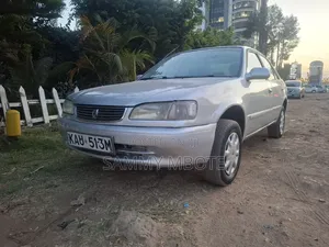 Toyota Corolla 1999 Silver