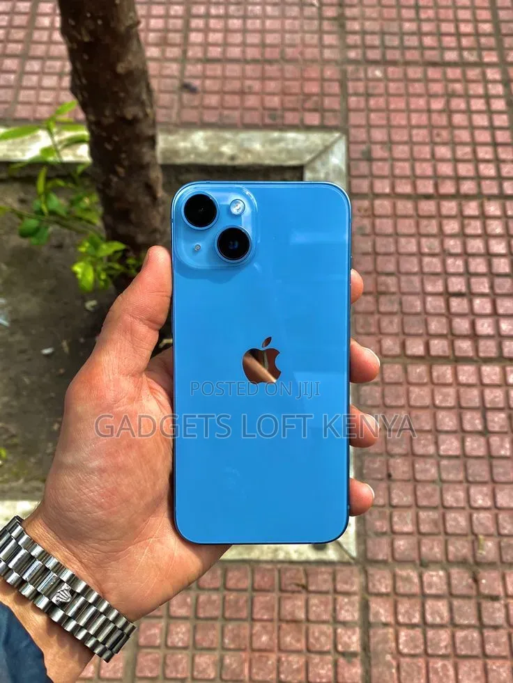 New Apple iPhone 13 128 GB Blue