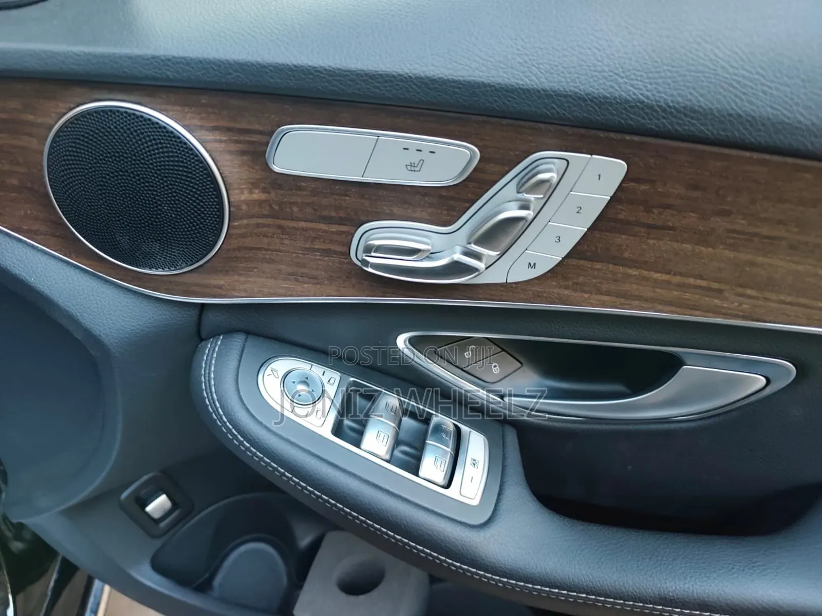 Mercedes-Benz C200 2019 Black