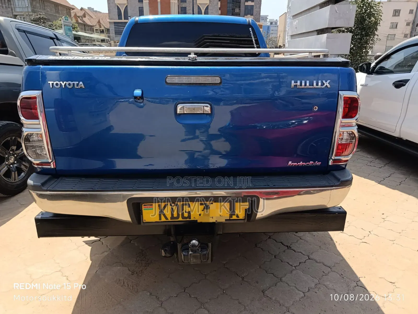 Toyota Hilux 2014 Blue