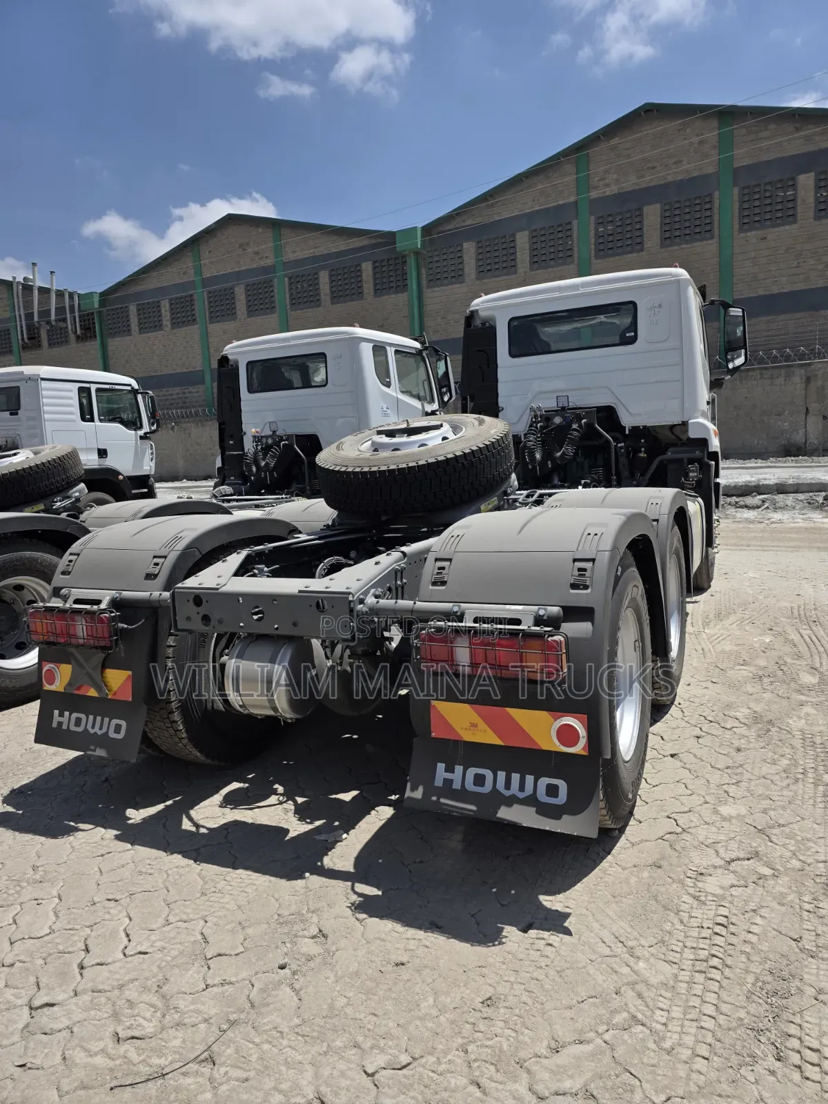 Howo Nx 6*4 Primemover RHD
