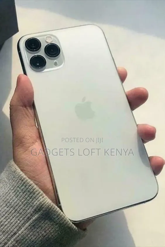 New Apple iPhone 11 Pro Max 256 GB White
