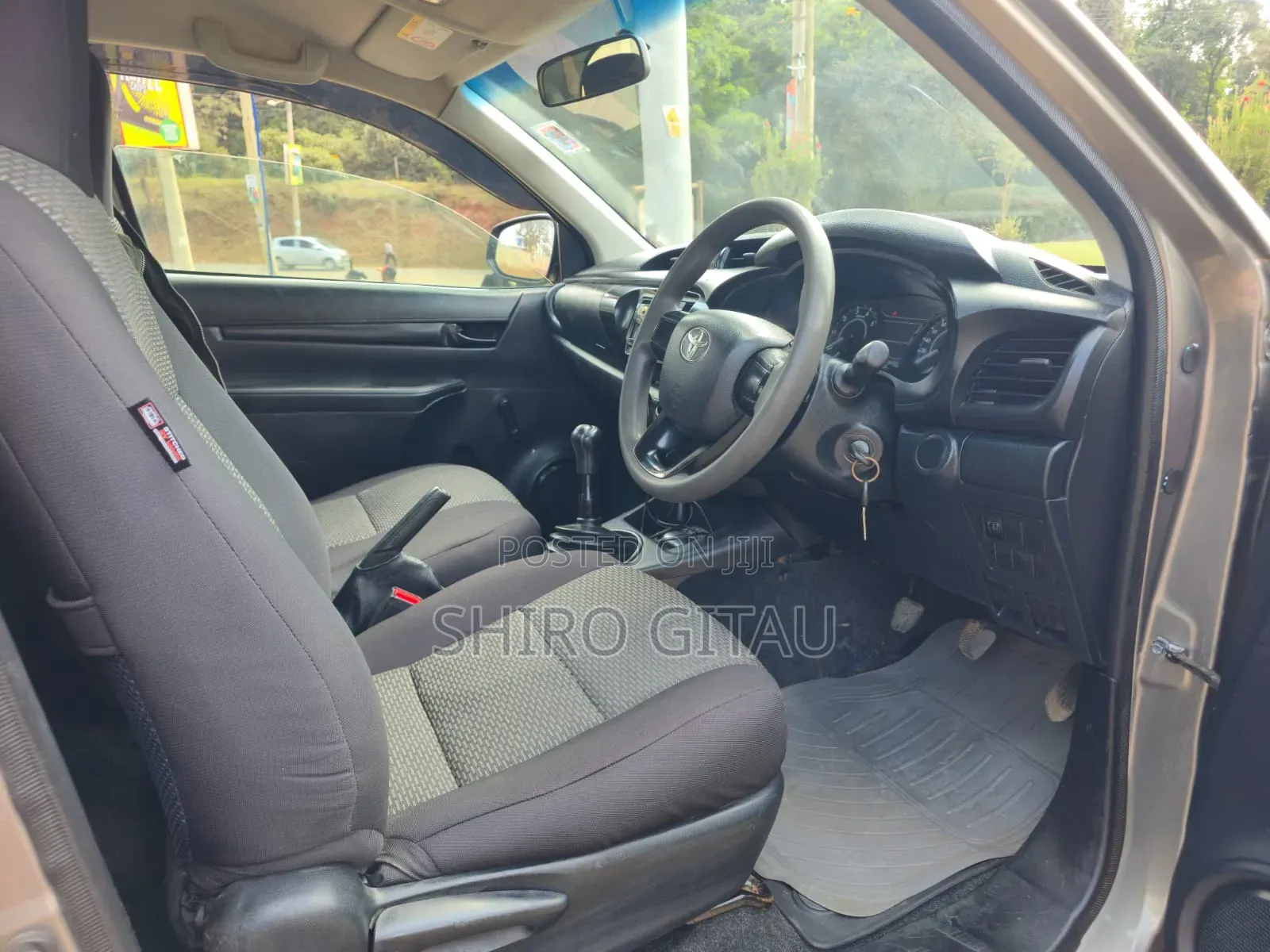 Toyota Hilux 2021 Gray
