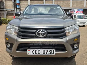 Toyota Hilux 2021 Gray