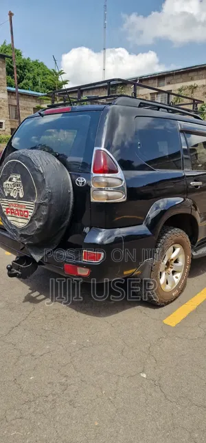 Toyota Land Cruiser Prado 2005 Black