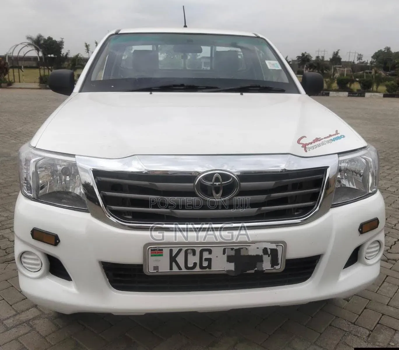Toyota Hilux 2015 White