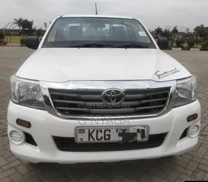 Toyota Hilux 2015 White