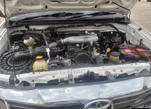 Toyota Hilux 2015 White
