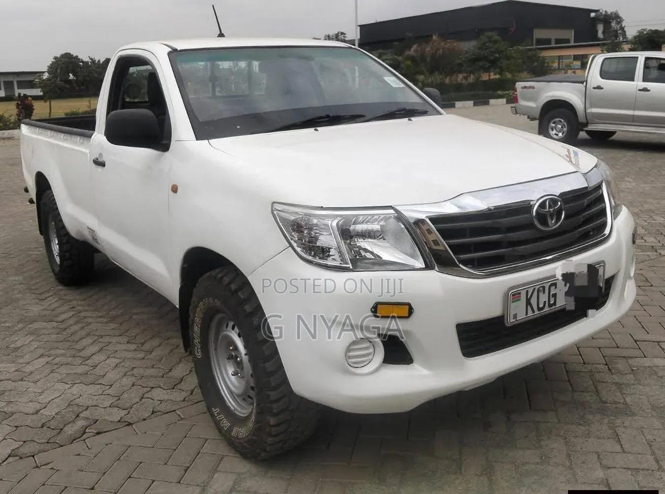 Toyota Hilux 2015 White