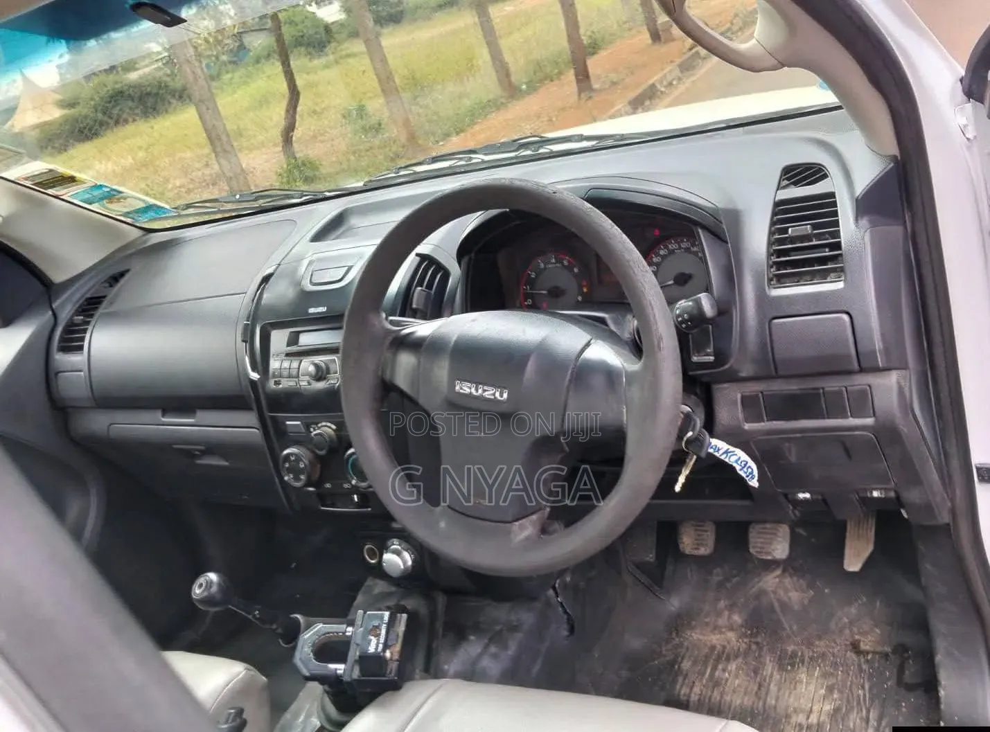 Isuzu D-MAX 2017 White