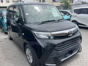Toyota Tank 1.0 FWD 2019 Black