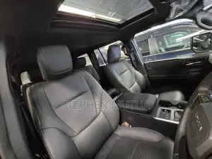 Toyota Land Cruiser Prado 2.8 2024 Black