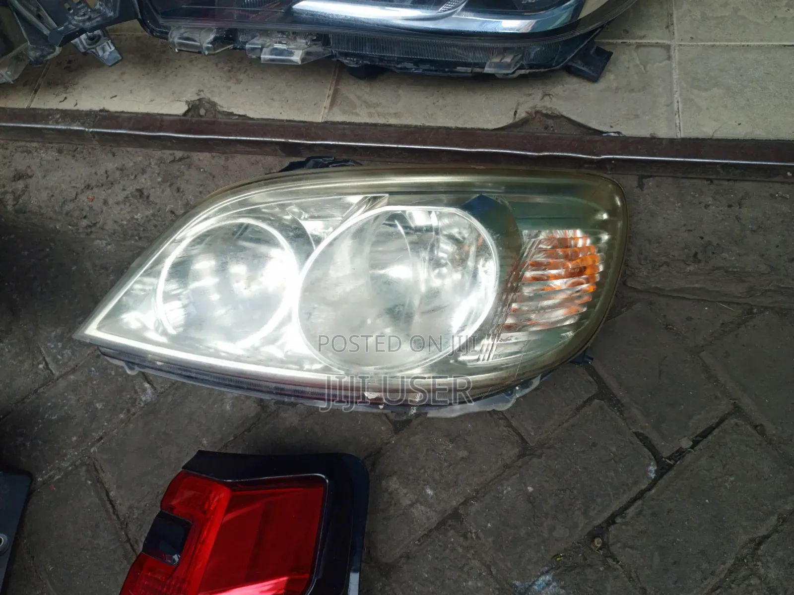 Ford Escape Headlights