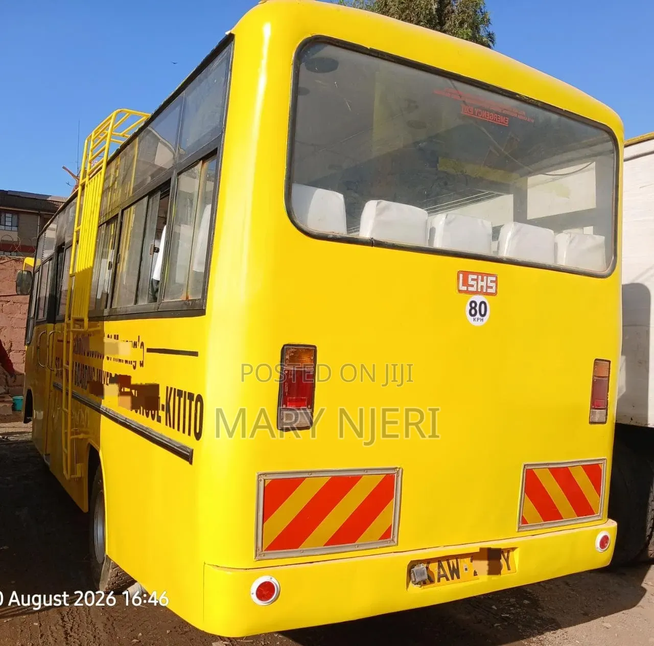 Isuzu NQR 2006 Yellow
