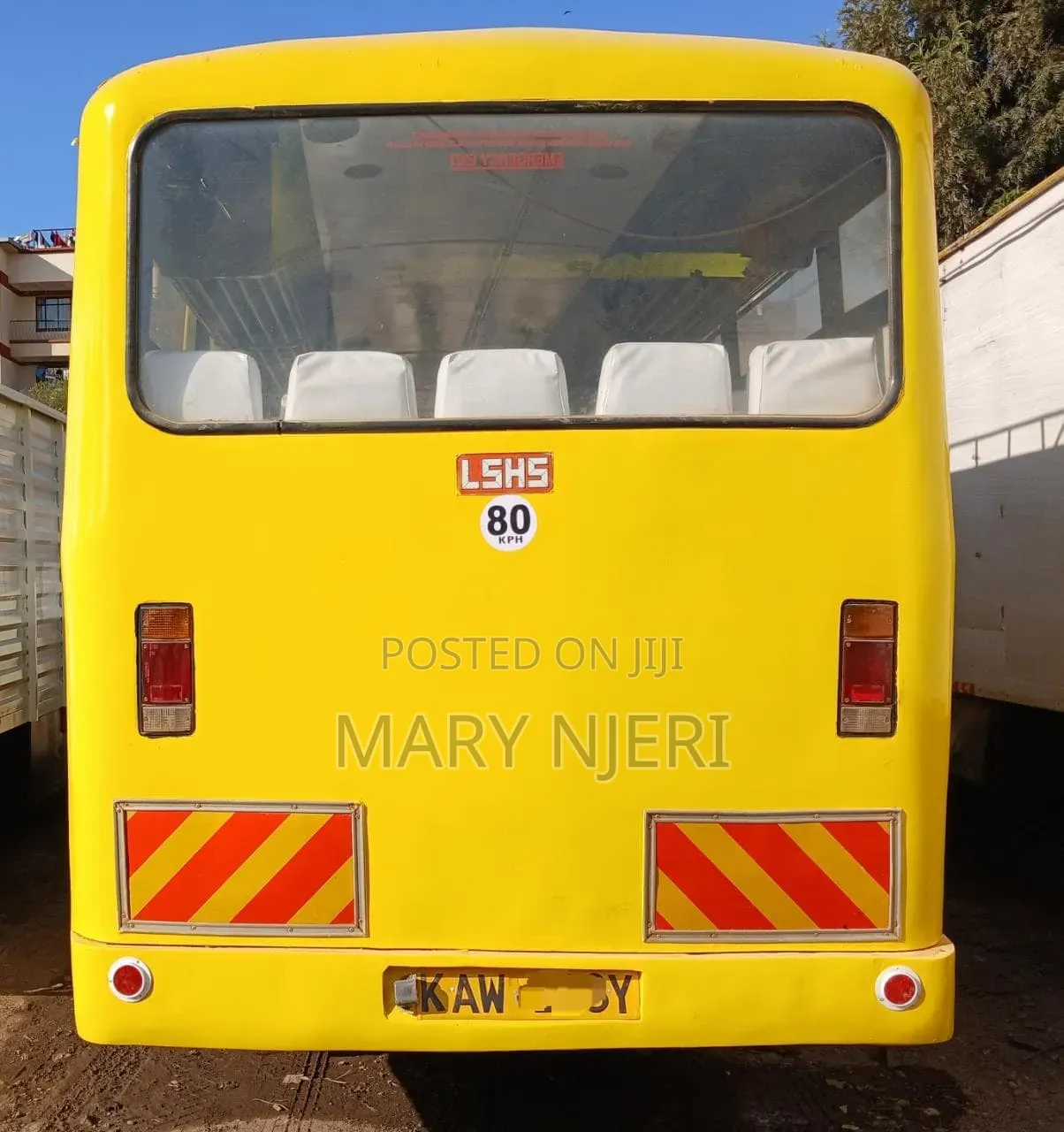 Isuzu NQR 2006 Yellow
