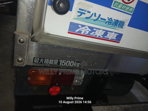 Toyota Dyna Manual Diesel 2019 - thumbnail 5
