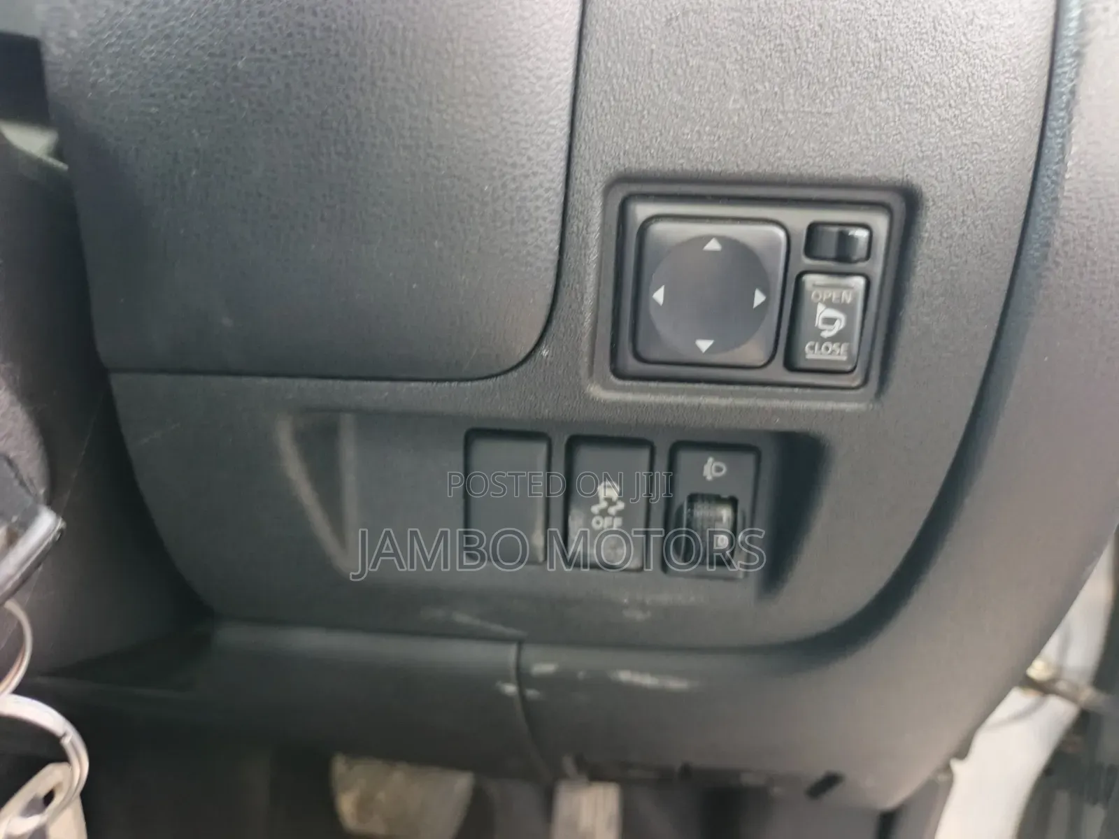 Nissan March 2019 Silver