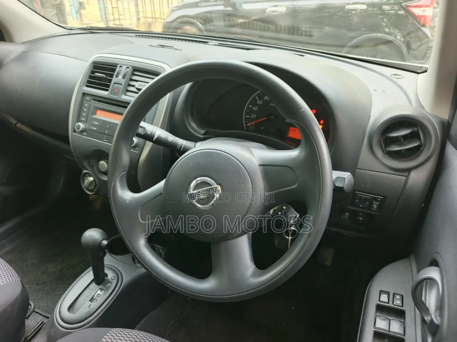 Nissan March 2019 Silver