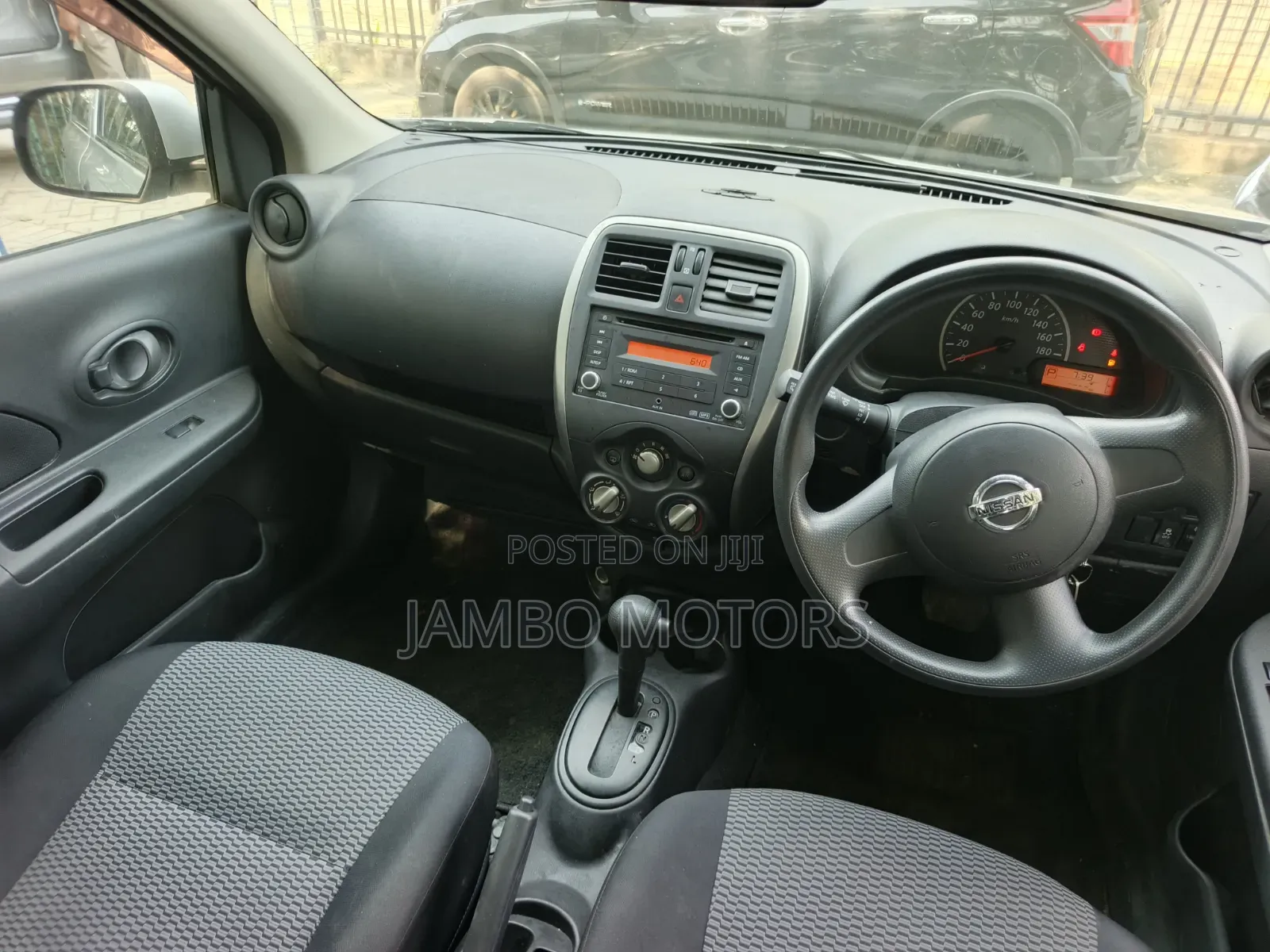 Nissan March 2019 Silver
