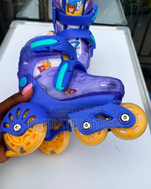 Adjustable Roller-Skating Shoes Feature a Multi-Wheel Layout