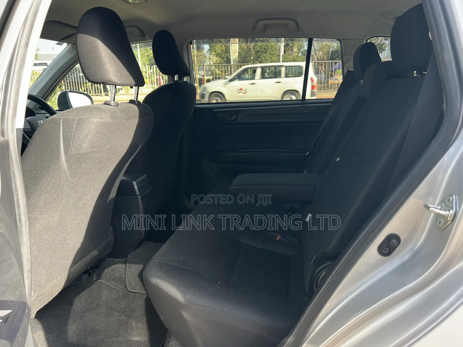 Toyota Corolla Fielder 1.5 Petrol AWD 2020 Silver