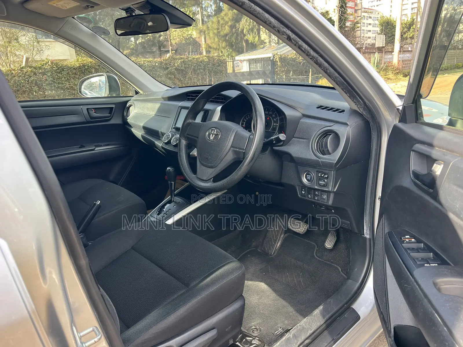 Toyota Corolla Fielder 1.5 Petrol AWD 2020 Silver
