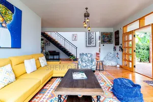 5bdrm Mansion in Mutero, Karen C for sale