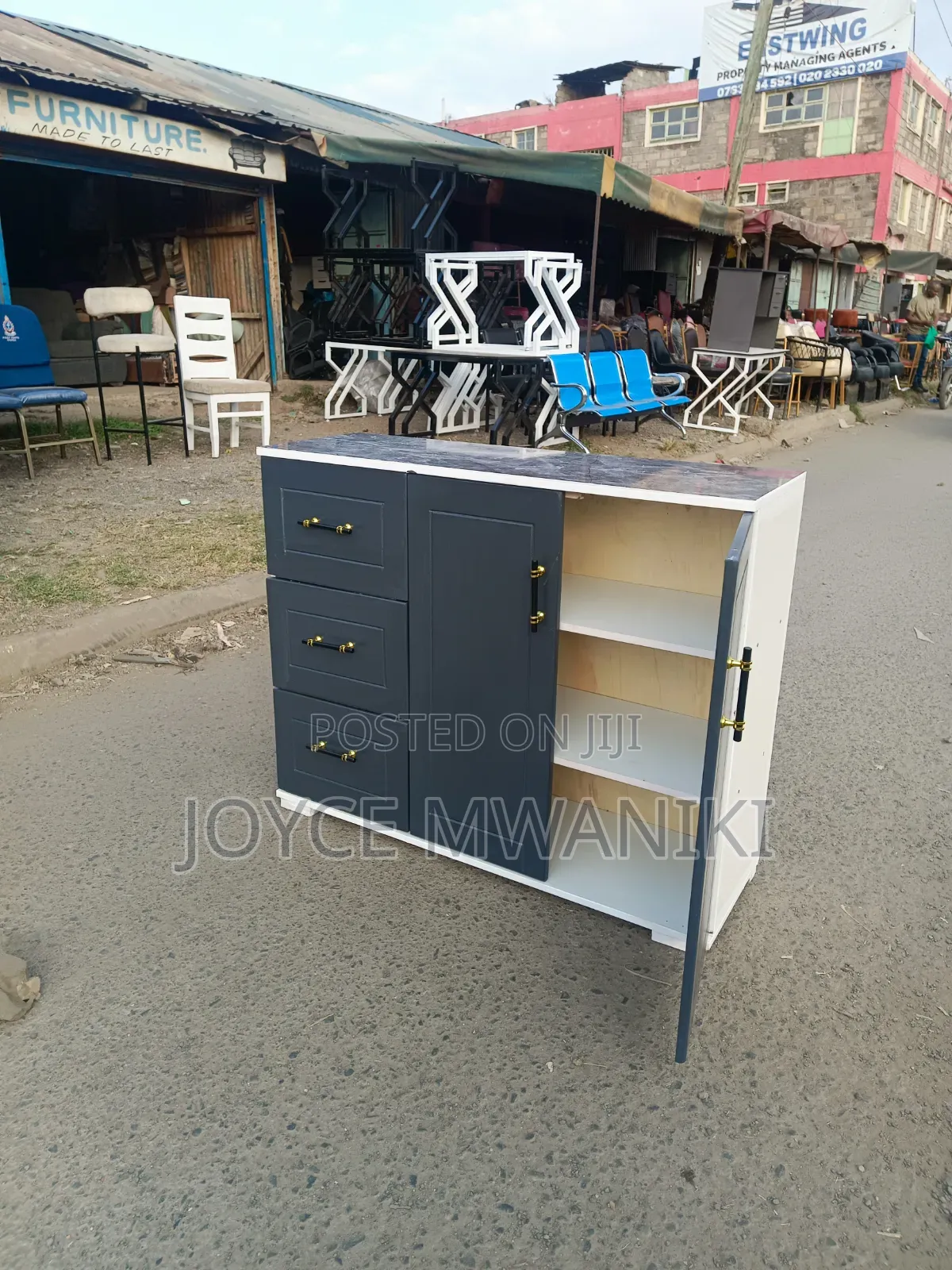 Modern Cabinet With Storage Drawers