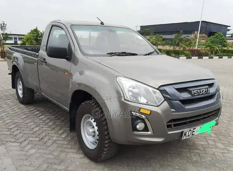 Isuzu D-MAX 2021 Gray