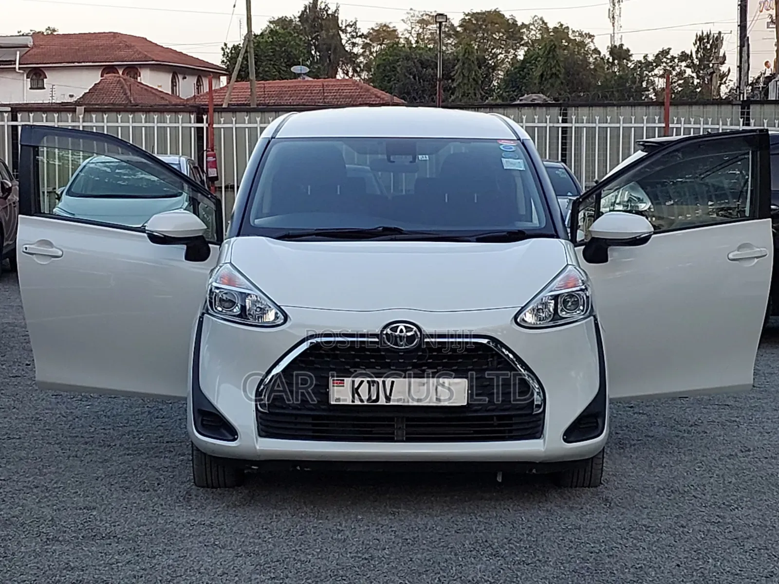 Toyota Sienta 2019 Pearl