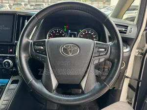 Toyota Vellfire 2019 White