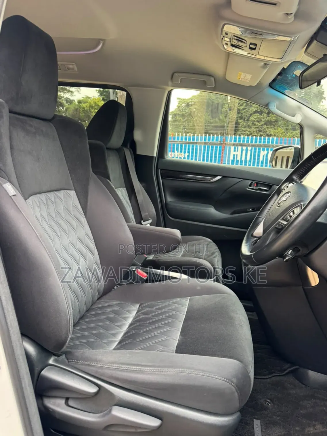 Toyota Vellfire 2019 White